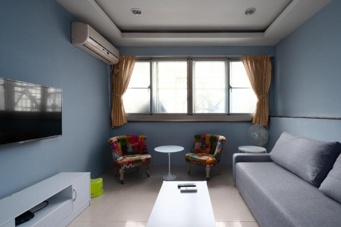 Fengjia Story Apartment Taichung Bagian luar foto